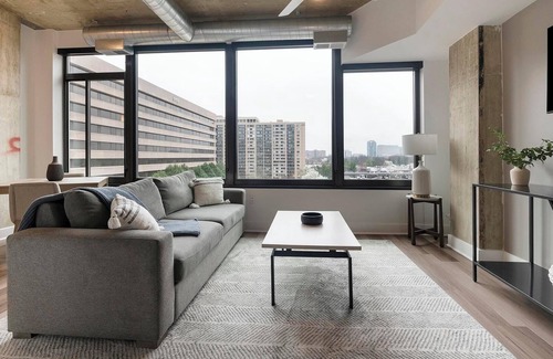 Baileys Crossroads Apartment | Landing | Amazing 1BD, Game Room, Gym