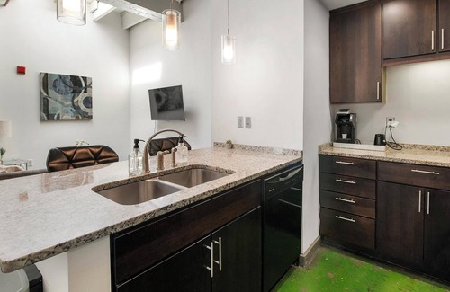 North Chesterfield Apartment | Landing | Amazing 1BD, Gym, Clubhouse