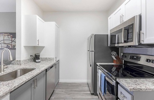Tempe Apartment | Landing | Amazing 1BD, Pool, Clubhouse