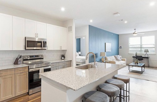 Fate Apartment | Landing | Amazing 2BD, Pool, Clubhouse