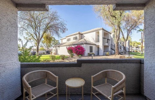 Greenbell Apartment | Landing | Amazing 2BD, Pool, Gym