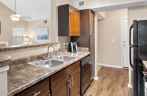 Germantown Apartment | Landing | Amazing 2BD, Gym, Tennis Court