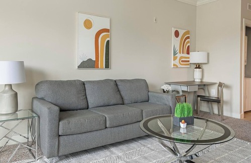 Chillum Apartment | Landing | Amazing Studio, Gym, Clubhouse