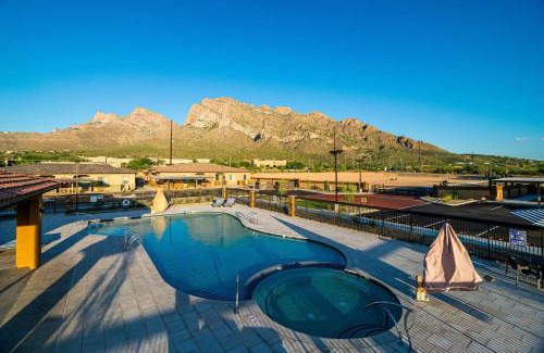 Oro Valley Apartment | Landing Apartments - Oro Valley