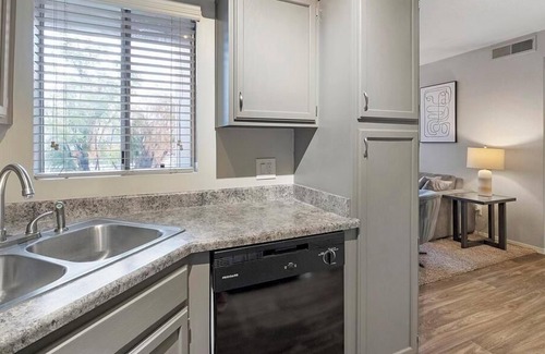 The Islands Apartment | Landing at Alcove at the Islands - 1 Bedroom in The Islands