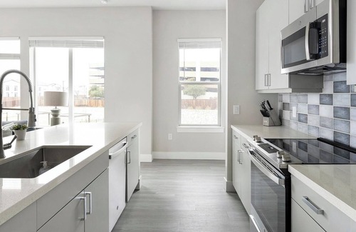 Round Rock Apartment | Landing at Bellrock La Frontera - 2 Bedrooms in.