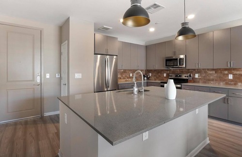 Warehouse District Apartment | Landing at Brix Warehouse District - 1 Bedroom .