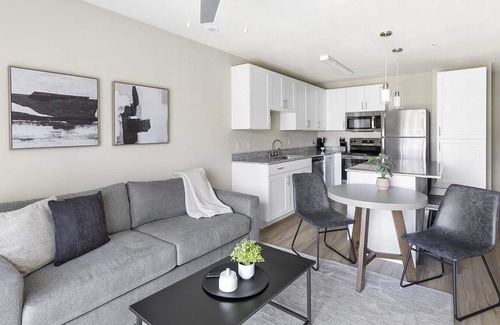 Burleson Apartment | Landing at Camden Crossing - 1 Bedroom in Fort Worth