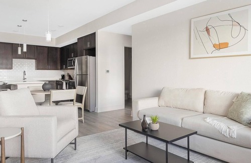 Palmetto Apartment | Landing at Gateway Commons - 2 Bedrooms in Elle.