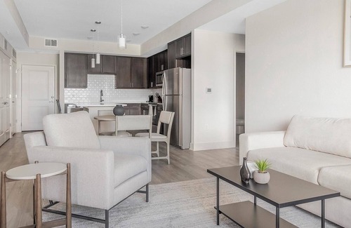 Palmetto Apartment | Landing at Gateway Commons - 2 Bedrooms in Elle.