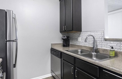 Lewis Center Apartment | Landing at Lake Club at Polaris - 1 Bedroom in Downtown Columbus