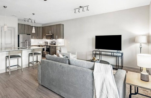 La Porte Apartment | Landing at Morgan's Landing - 1 Bedroom in Shoreacres