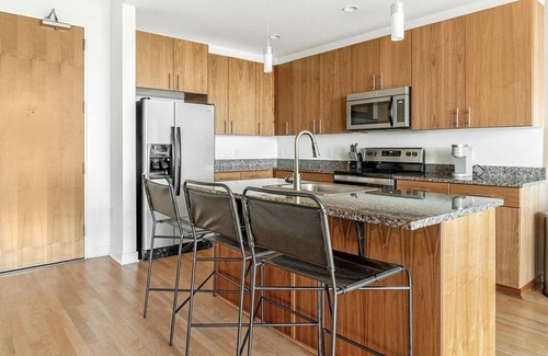 University Apartment | Landing at One Observatory Park - 1 Bedroom in South Denver