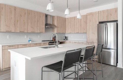 Crestline Heights Apartment | Landing at Station at Crestline - 1 Bedroom in .