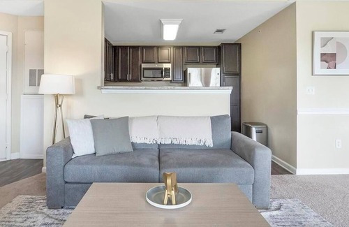 Midlothian Apartment | Landing at Swift Creek Commons Apartments - 1 Bedroom in Brandermill
