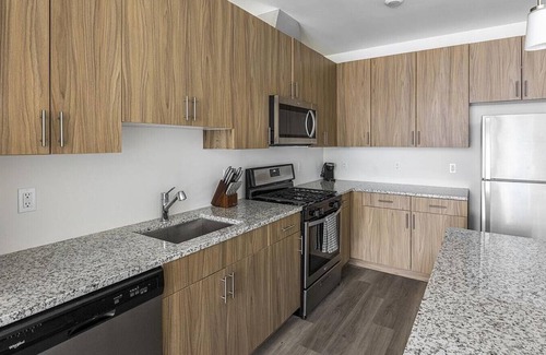 Carteret Apartment | Landing at The Botanic - 2 Bedrooms in Carteret