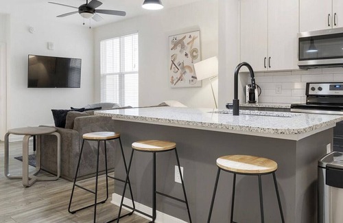 Mableton Apartment | Landing at The Eddy at Riverview - 1 Bedroom in West End