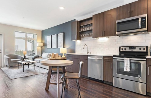 Fort Myers Apartment | Landing at Vantage - 1 Bedroom in Hancock