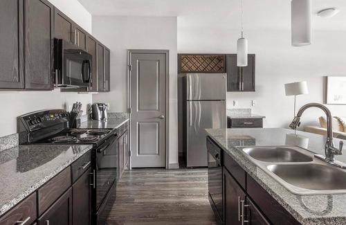 Fort Worth Apartment | Landing | Beautiful 1BD, Rooftop Lounge, Clubhouse