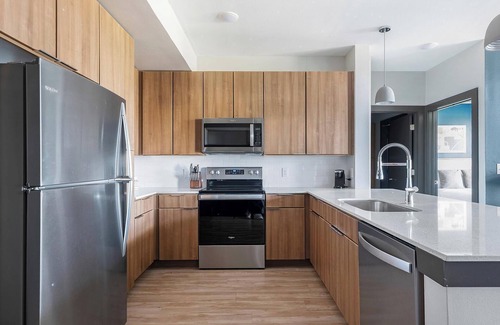 Buda Apartment | Landing | Beautiful 2BD, Rooftop Lounge, Game Room