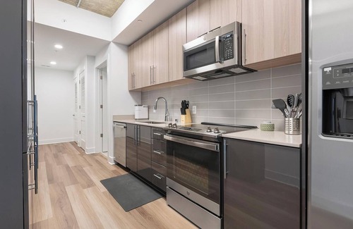 Baileys Crossroads Apartment | Landing | Beautiful 2BD, Gym, Game Room
