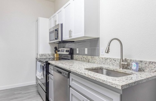 Tempe Apartment | Landing | Chic 1BD, Clubhouse, Pool