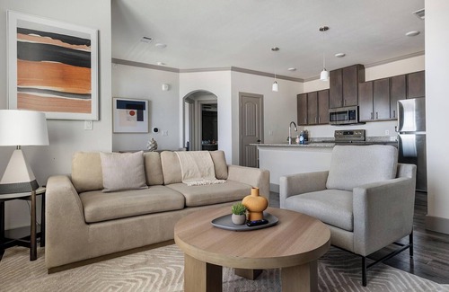 Manor Apartment | Landing | Chic 1BD, Courtyard, Gym