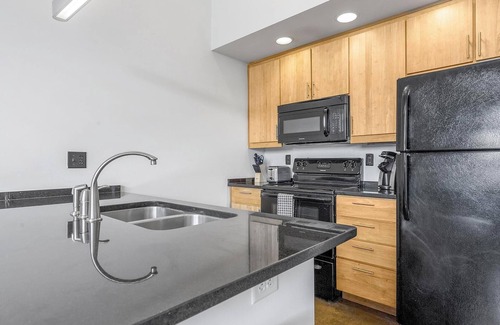 North Chesterfield Apartment | Landing | Chic 1BD, Gym, Clubhouse