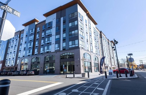 Carteret Apartment | Landing | Chic 2BD, Gym, Rooftop Lounge