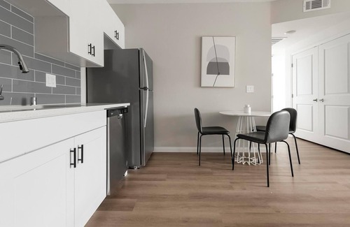 Townsite Apartment | Landing | Chic 2BD, Pool, Rooftop Lounge