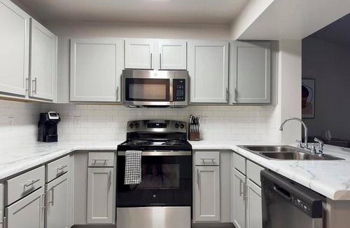 Belton Apartment | Landing | Incredible 1BD, Clubhouse, Pool