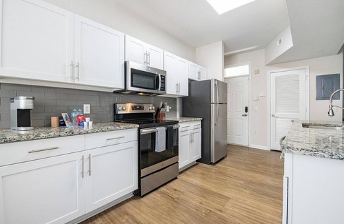 Metro West Apartment | Landing | Incredible 1BD, Pool, Gym