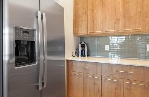 Florida Center Apartment | Landing | Incredible 2BD, Game Room, Yoga Studio