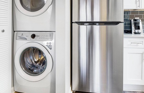 Indianapolis Apartment | Landing | Incredible 2BD, Gym, Pool