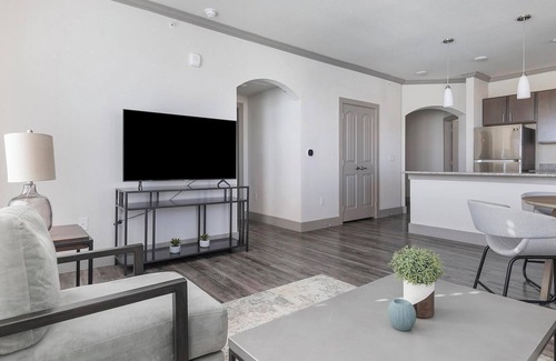 Manor Apartment | Landing | Modern 2BD, Courtyard, Clubhouse