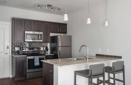 Buda Apartment | Landing | Spectacular Studio, Pool, Gym