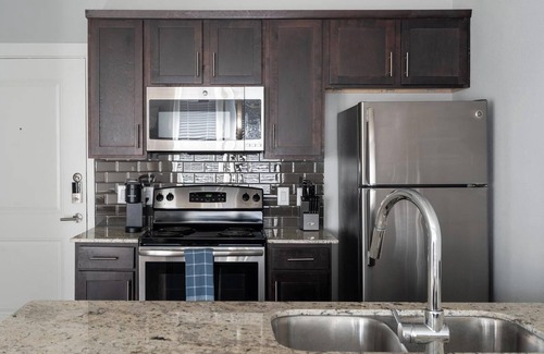 Buda Apartment | Landing | Spectacular Studio, Pool, Gym