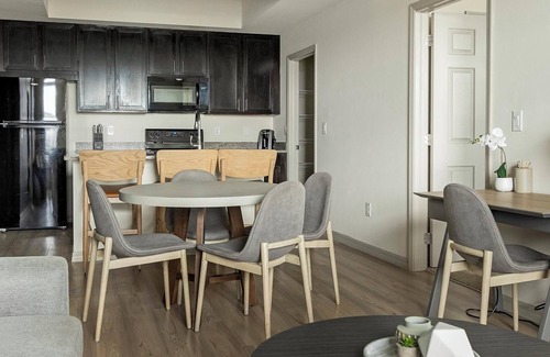 Fort Myers Apartment | Landing | Spectacular 2BD, Tennis Court, Pool