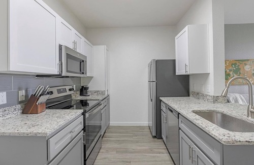 Tempe Apartment | Landing | Stunning 1BD, Game Room, Rooftop Lounge