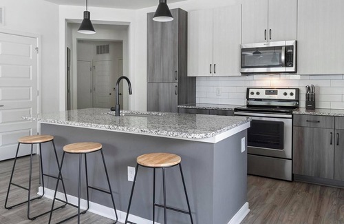 Mableton Apartment | Landing | Stunning 2BD, Pool, Rooftop Lounge