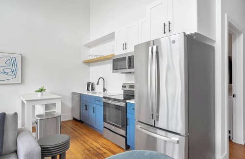 Greenville Apartment | Landing | Stunning 2BD, Yoga Studio, Gym