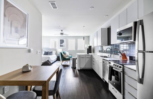 Reno/Tahoe Airport Apartment | Landing | Stylish Studio, Gym, Pool