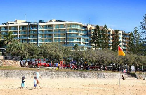 Mooloolaba Apartment | Landmark Resort Mooloolaba 4th Floor Apartment with a View