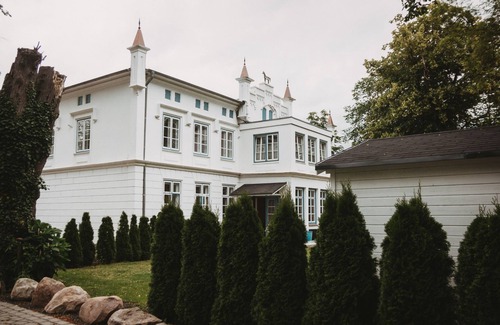 Groemitz House | Langhaus Rechts mit Eigener Terrasse auf dem Gelände vom Henriettenhof