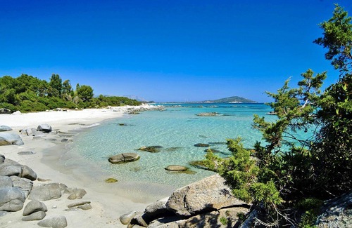 Lanusei Apartment | Lanusei, beautifully situated apartment in villa. WiFi, air conditioning.