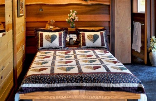 Saginaw Bed & Breakfast | Lanzarotta Bed and Breakfast