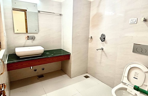 Leh House | Lardak Guest House , Close to main Bazar Leh,