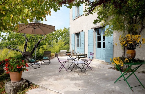 Saint-Michel-l'Observatoire House | Large house in perched village in the Luberon park