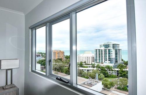 Darwin City Centre Apartment | Large 11th floor City Apartment - Sea Views