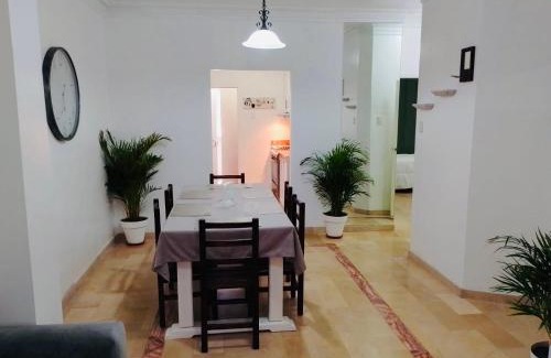 Guayaquil Apartment | Large 2-Bedroom Apartment, close to the American Consulate